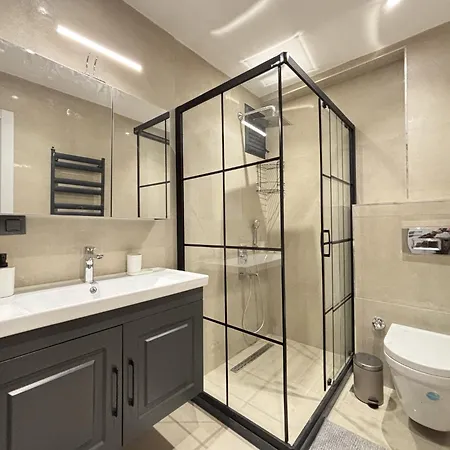 Apartment Modern & Stylish 1br In Sisli